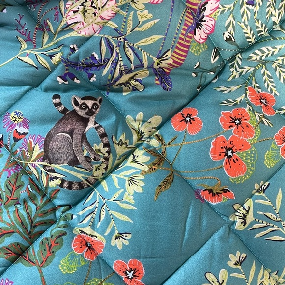 Anthropologie one standard pillow sham new out of package  sateen - Picture 2 of 3